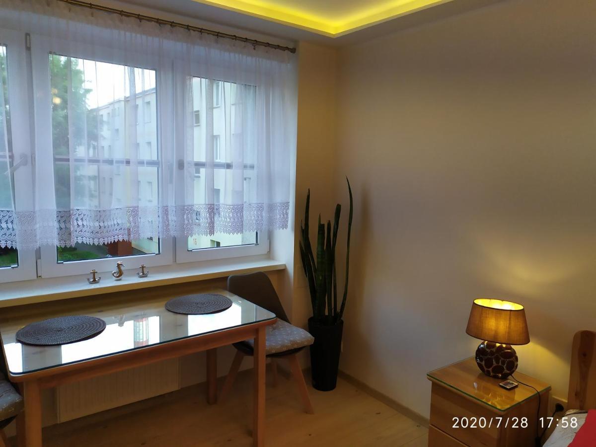 Apartament Pod Zaglami Swinoujscie Exterior photo